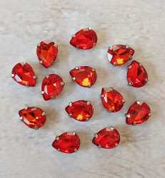 Капелька 8/6 мм. в оправе, красный