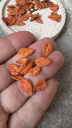 Листочки мелкие, осенние, 6-15 мм., 10 шт.- фото2