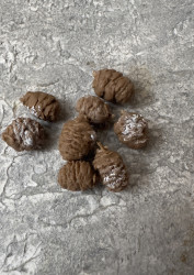 Шишки, 5 штук- фото