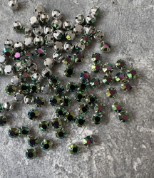 10 штук, шатоны Preciosa Maxima 4 мм., зелёный металлик